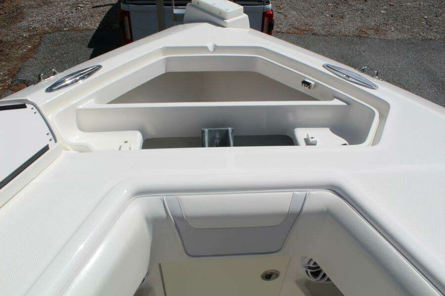 37ft SeaVee Yacht For Sale