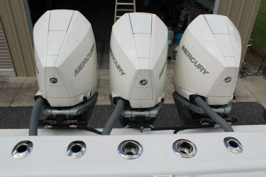 37ft SeaVee Yacht For Sale