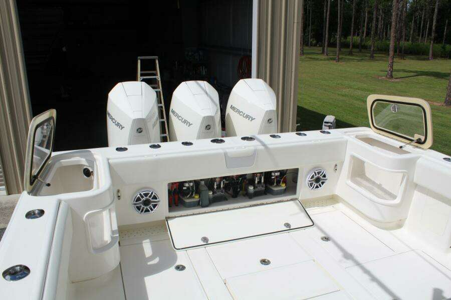 37ft SeaVee Yacht For Sale