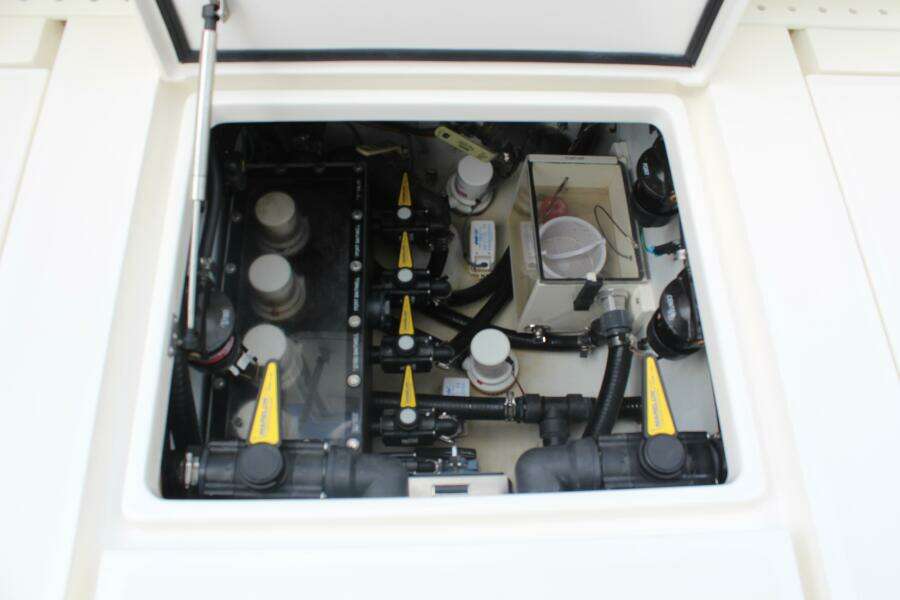 37ft SeaVee Yacht For Sale