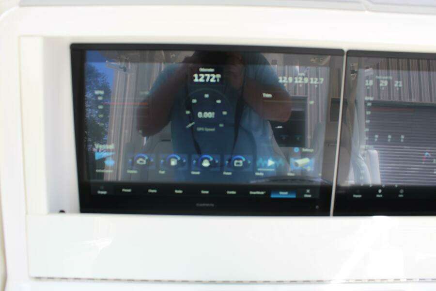 37ft SeaVee Yacht For Sale