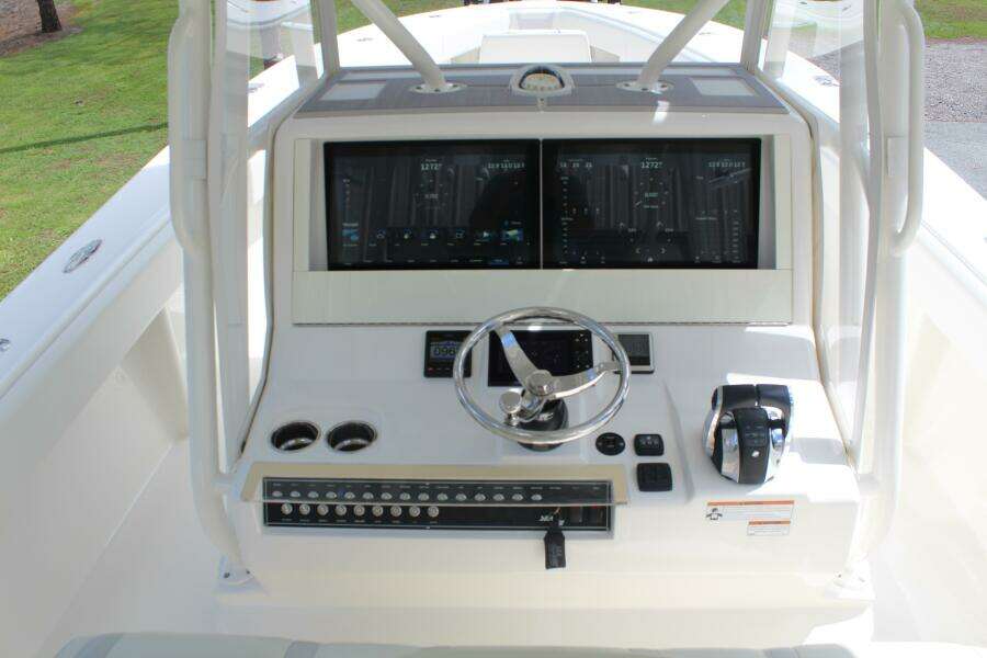 37ft SeaVee Yacht For Sale