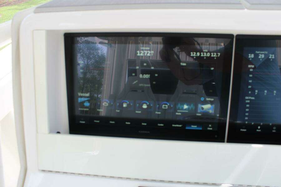 37ft SeaVee Yacht For Sale