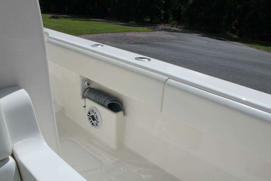 37ft SeaVee Yacht For Sale