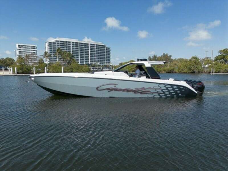 42ft Cigarette Yacht For Sale