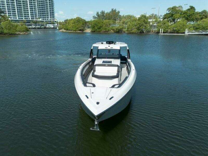 42ft Cigarette Yacht For Sale