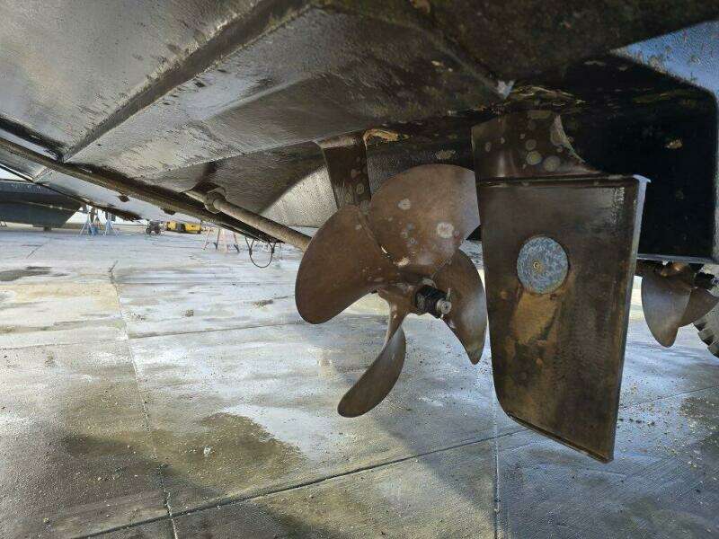 41ft Rinker Yacht For Sale