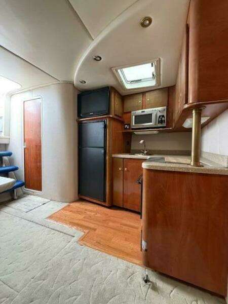 41ft Rinker Yacht For Sale