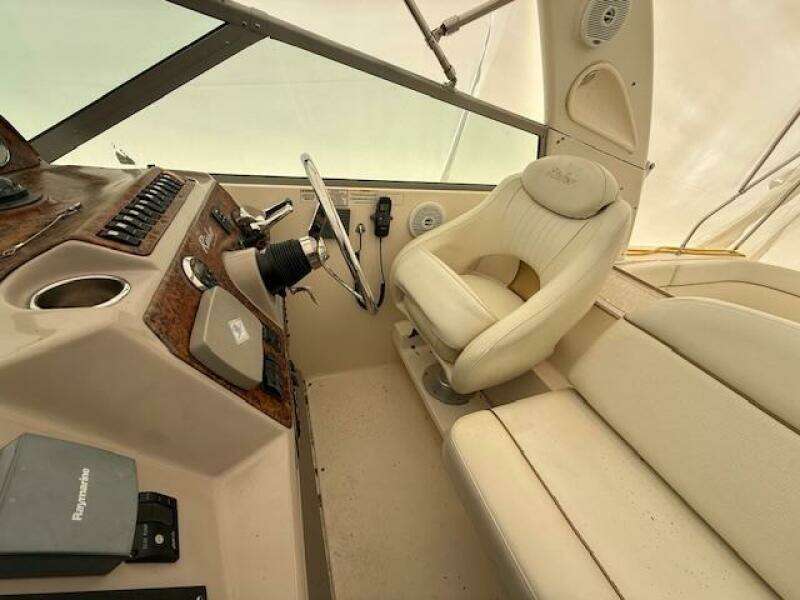 41ft Rinker Yacht For Sale