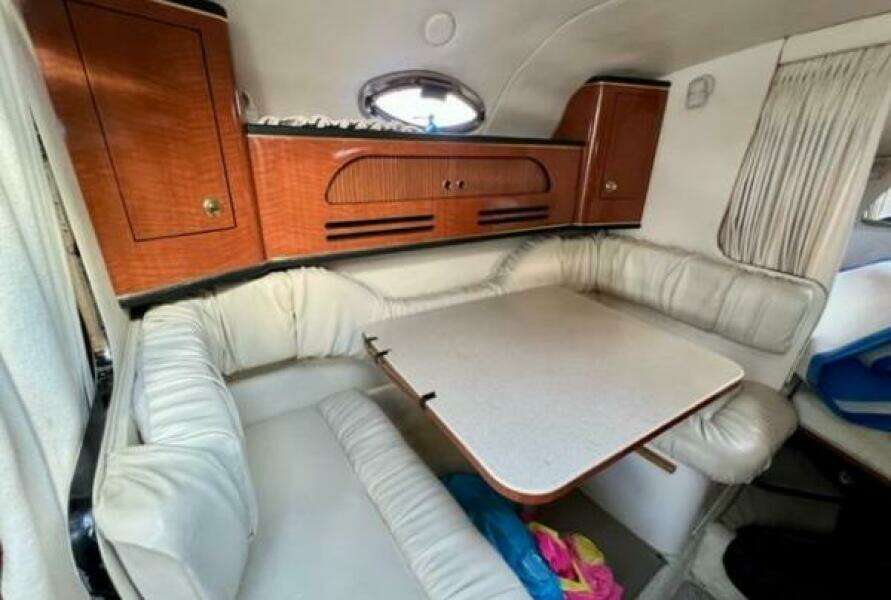 28ft Sea Ray Yacht For Sale