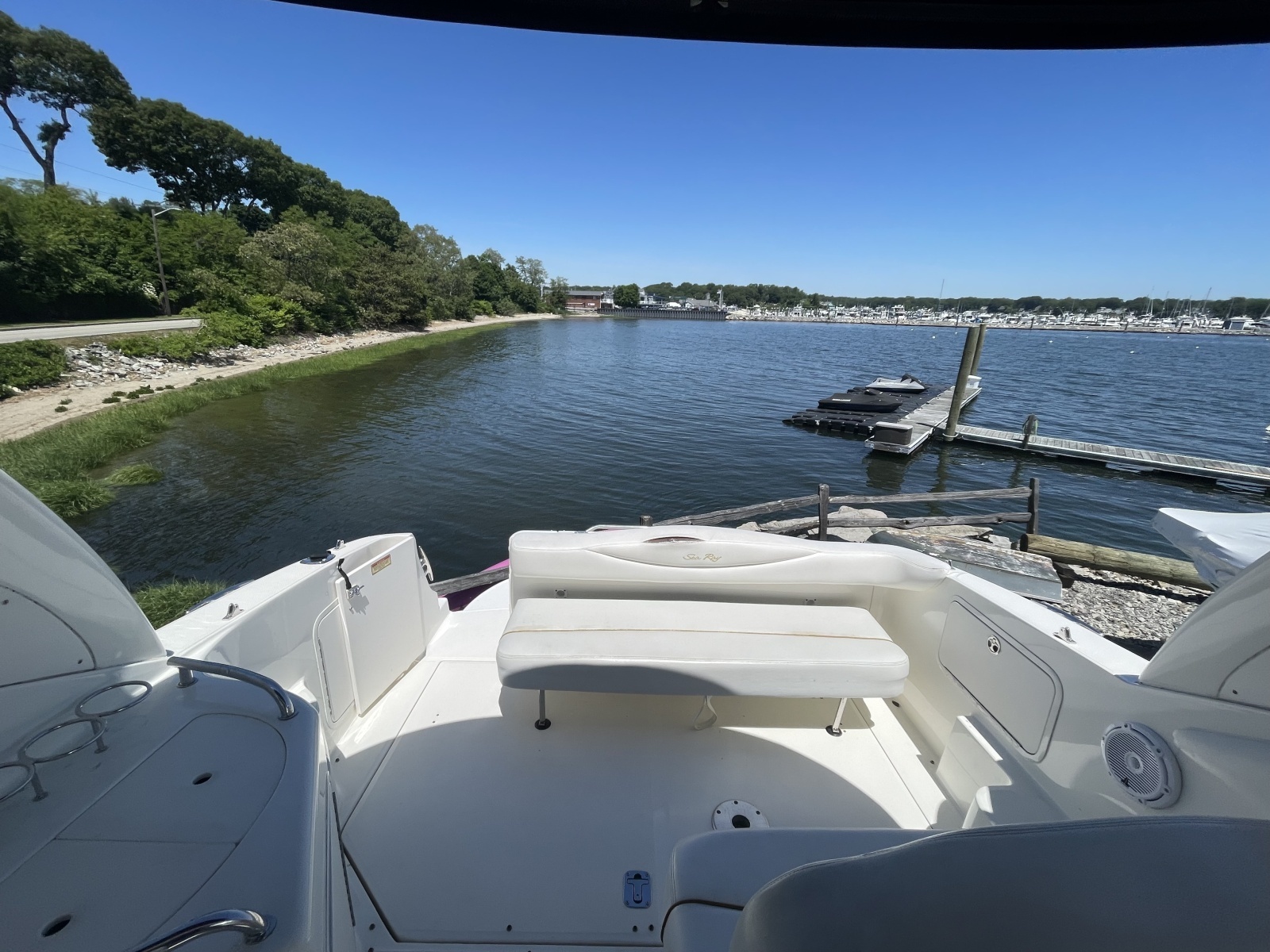 28ft Sea Ray Yacht For Sale