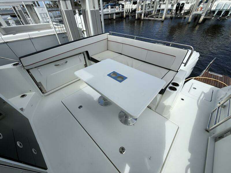 35ft Jeanneau Yacht For Sale
