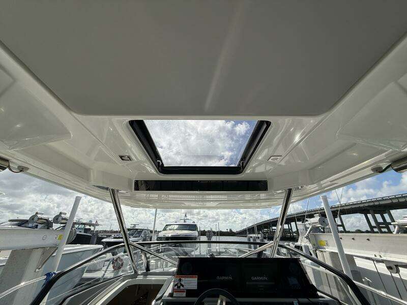 35ft Jeanneau Yacht For Sale