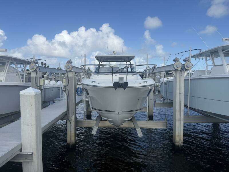 35ft Jeanneau Yacht For Sale