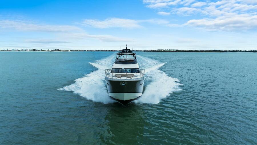 63' 2014 Marquis 630 Sport Yacht