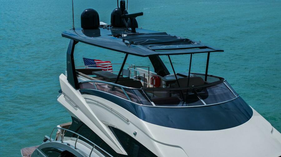 63' 2014 Marquis 630 Sport Yacht