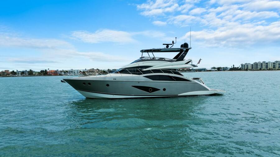 63' 2014 Marquis 630 Sport Yacht