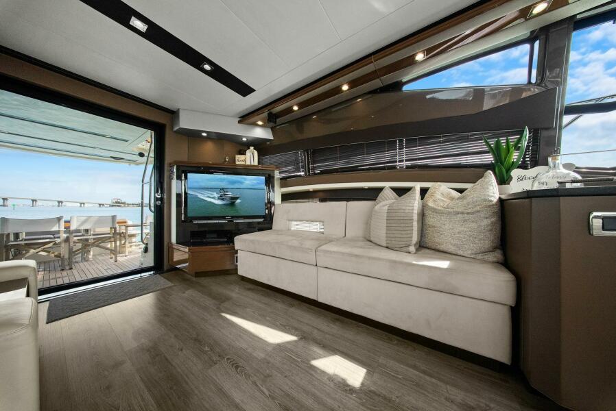 63' 2014 Marquis 630 Sport Yacht