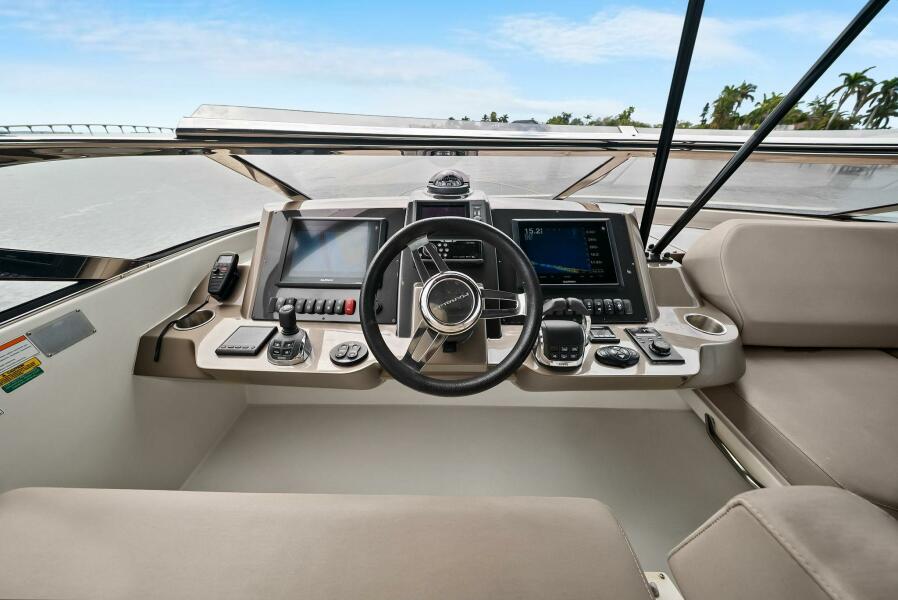 63' 2014 Marquis 630 Sport Yacht