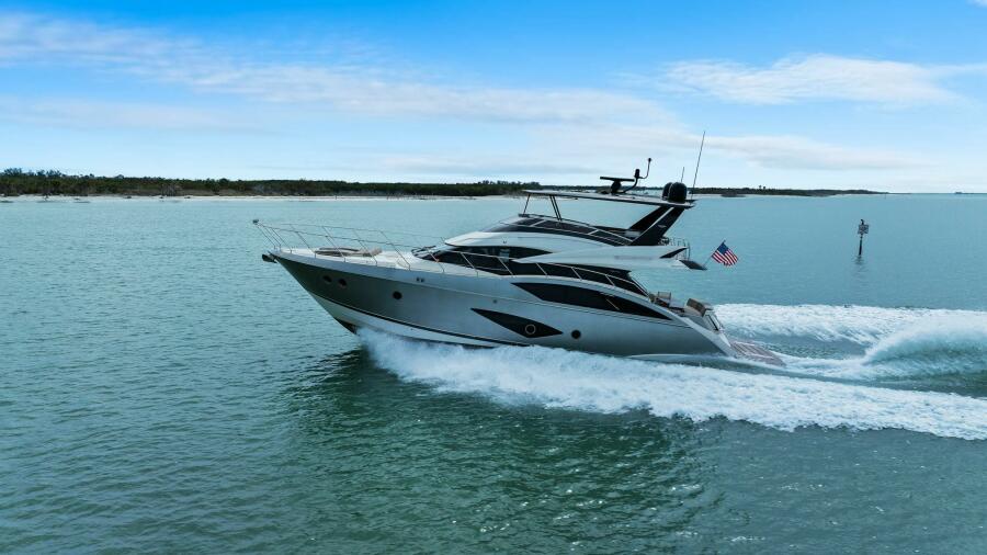 63' 2014 Marquis 630 Sport Yacht