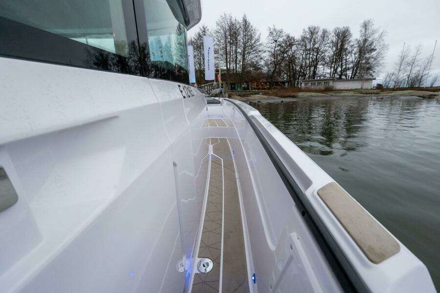 Axopar 38 Stock 4 38ft Axopar Yacht For Sale