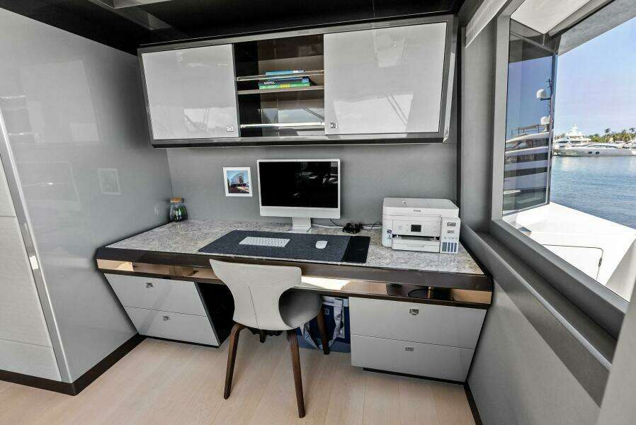 SERENITY NOW 115ft Ocean Alexander Yacht For Sale