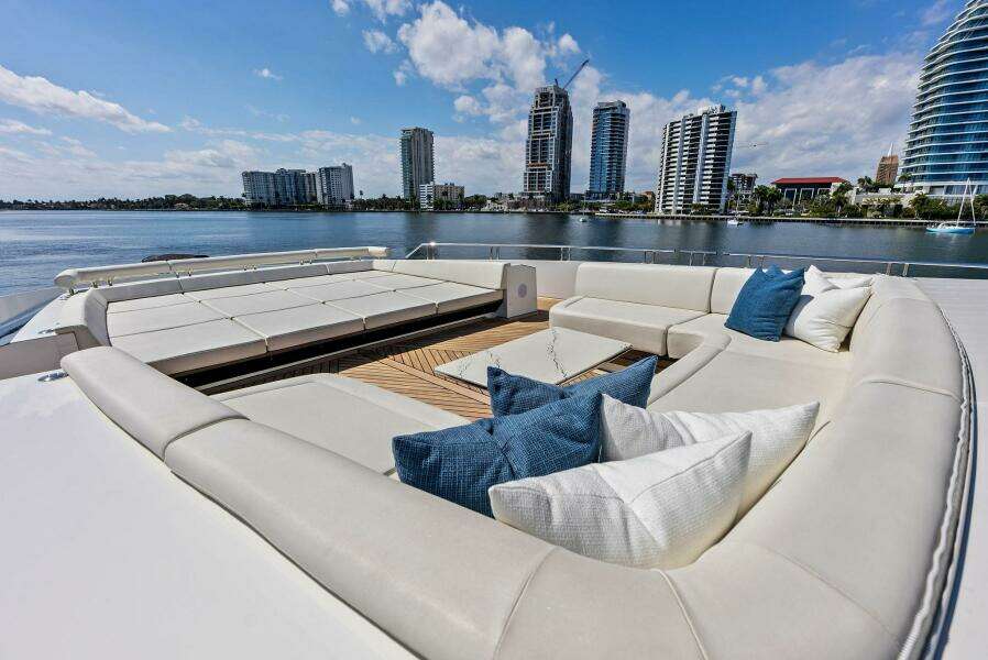 SERENITY NOW 115ft Ocean Alexander Yacht For Sale