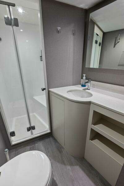 SERENITY NOW 115ft Ocean Alexander Yacht For Sale