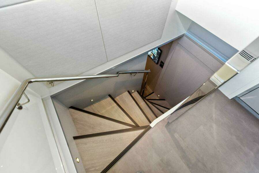 SERENITY NOW 115ft Ocean Alexander Yacht For Sale