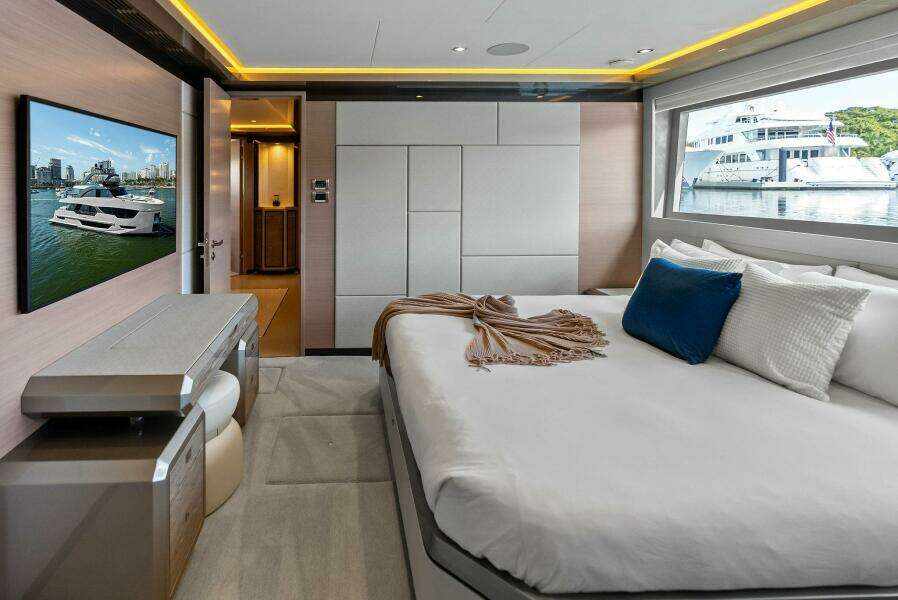 SERENITY NOW 115ft Ocean Alexander Yacht For Sale