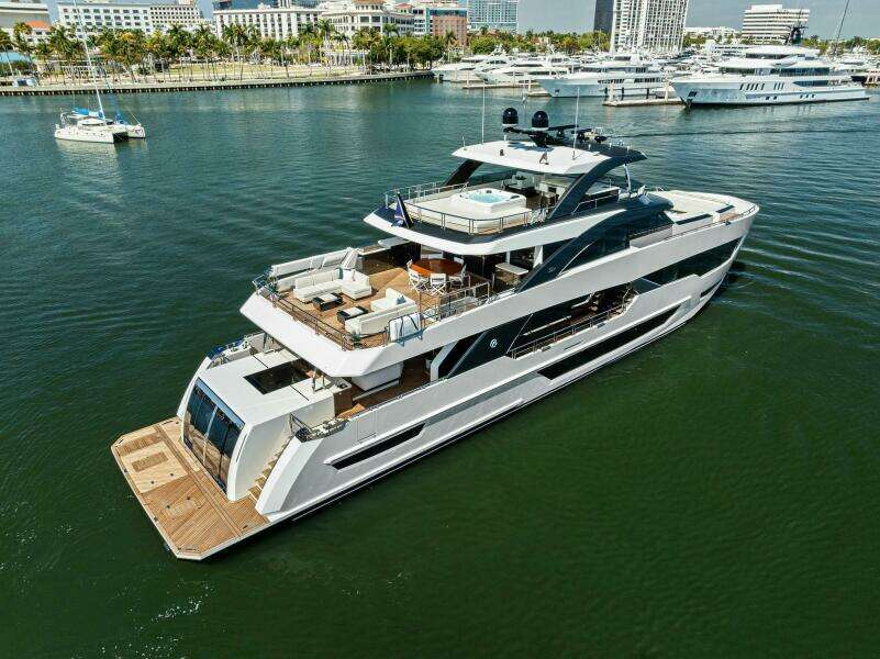 SERENITY NOW 115ft Ocean Alexander Yacht For Sale