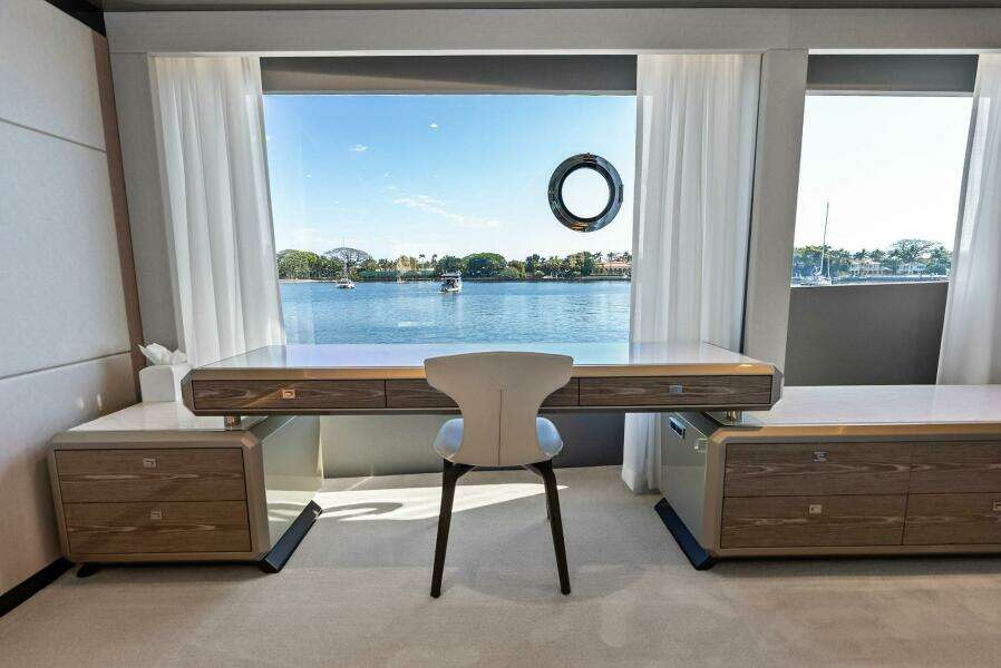 SERENITY NOW 115ft Ocean Alexander Yacht For Sale