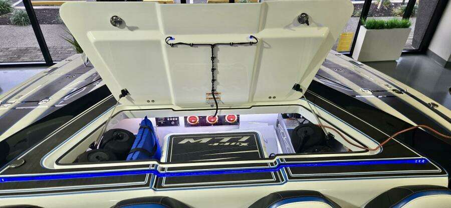 44ft MTI Yacht For Sale