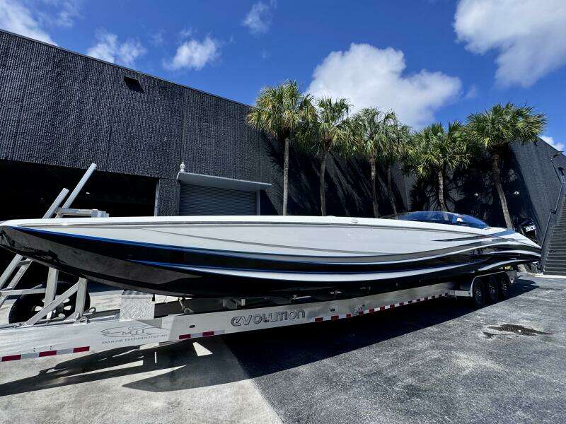 44ft MTI Yacht For Sale