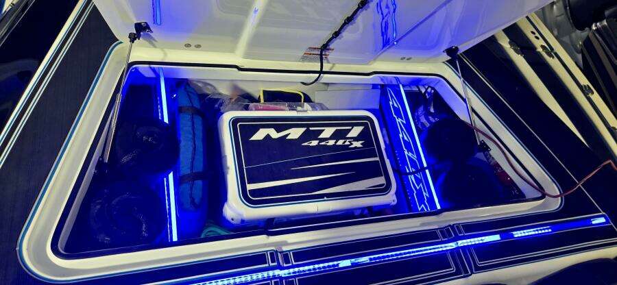 44ft MTI Yacht For Sale