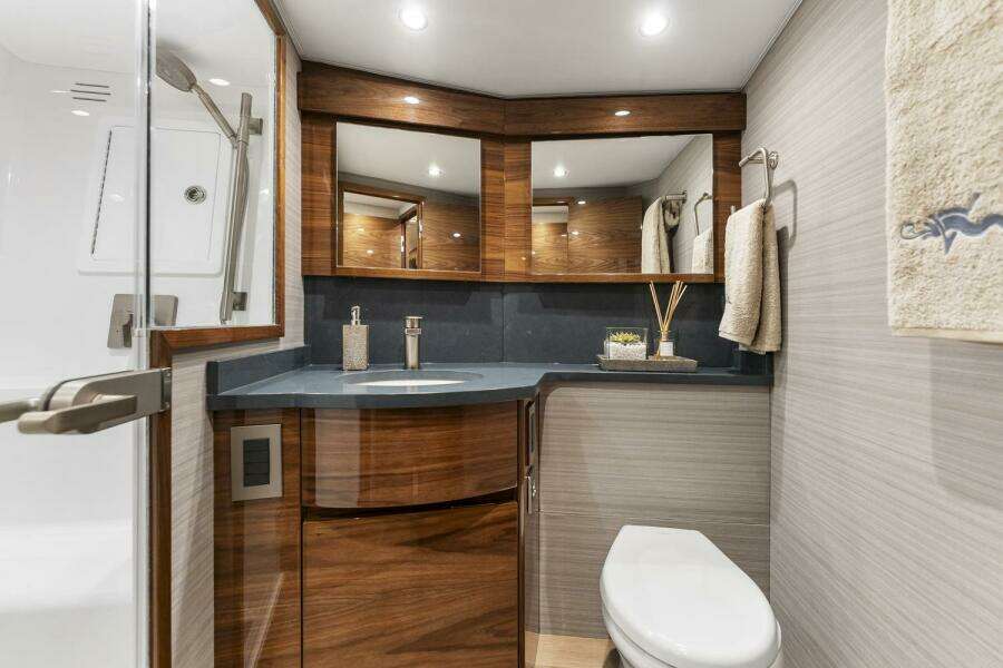 Viking 50 Billfish (24)