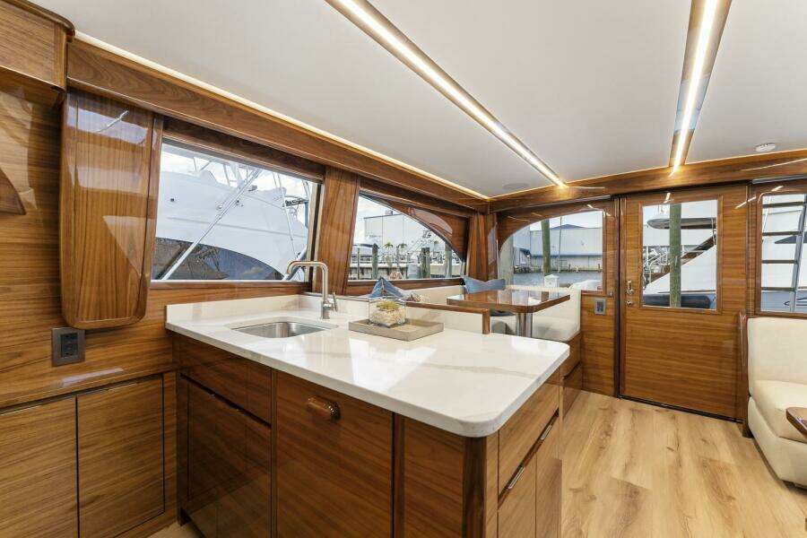 Viking 50 Billfish (15)