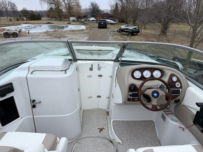 25' 2005 Four Winns 250 Horizon