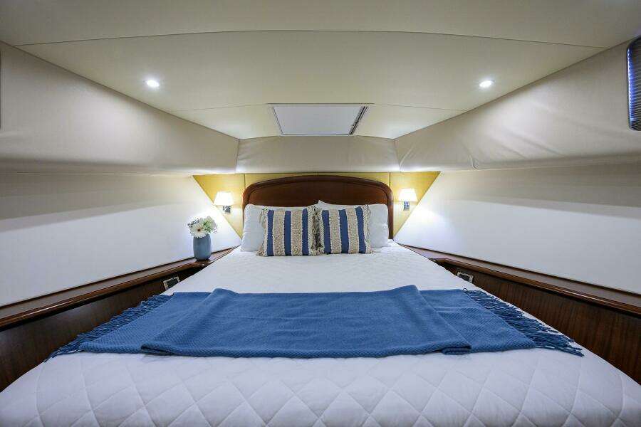 JULE 85ft Pacific Mariner Yacht For Sale