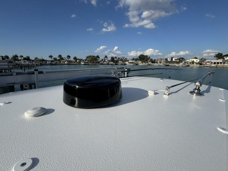 38' 2024 Jupiter 38 HFS