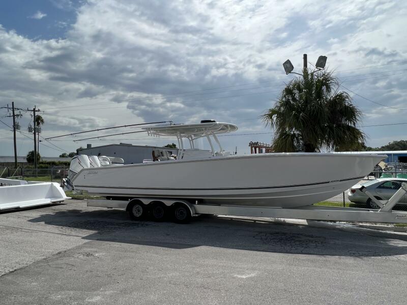 38' 2024 Jupiter 38 HFS