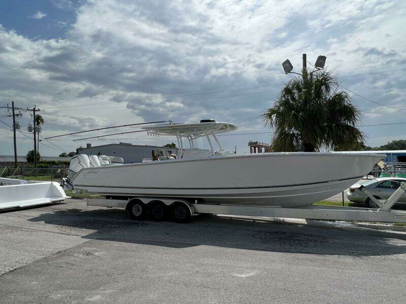 38ft Jupiter Yacht For Sale