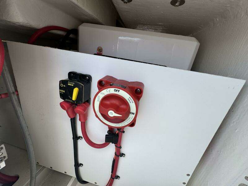 38ft Jupiter Yacht For Sale