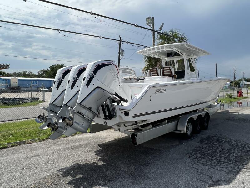 38' 2024 Jupiter 38 HFS