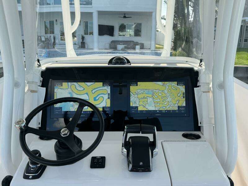 38ft Jupiter Yacht For Sale