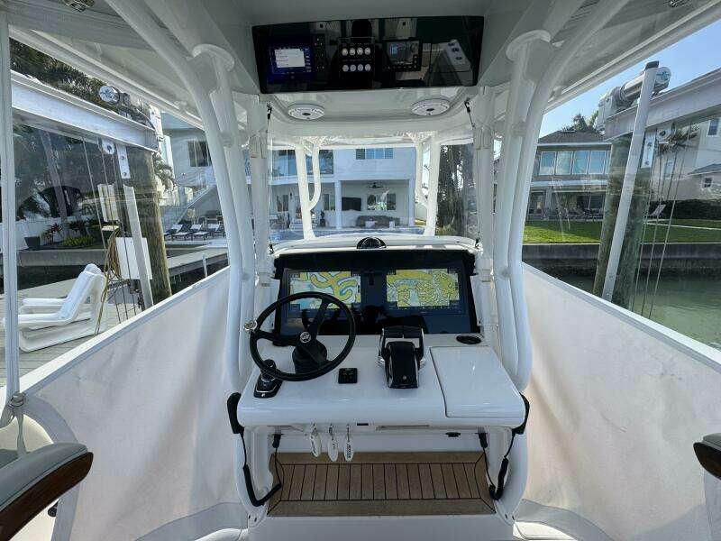 38ft Jupiter Yacht For Sale