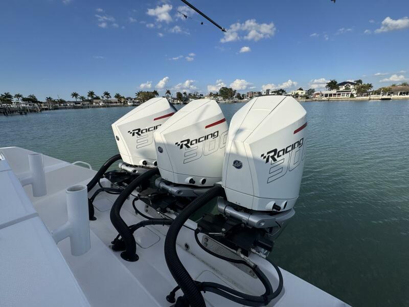 38' 2024 Jupiter 38 HFS