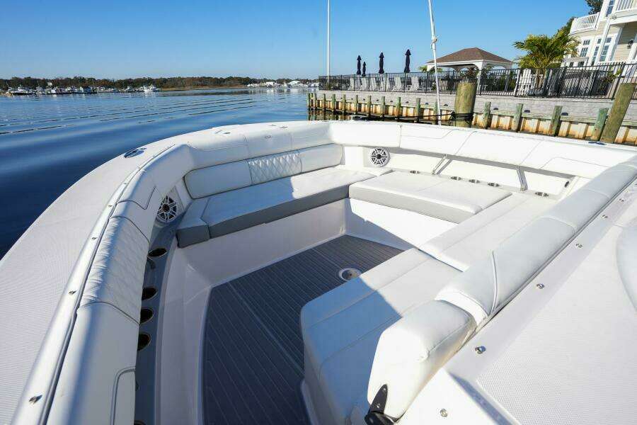 38ft Regal Yacht For Sale