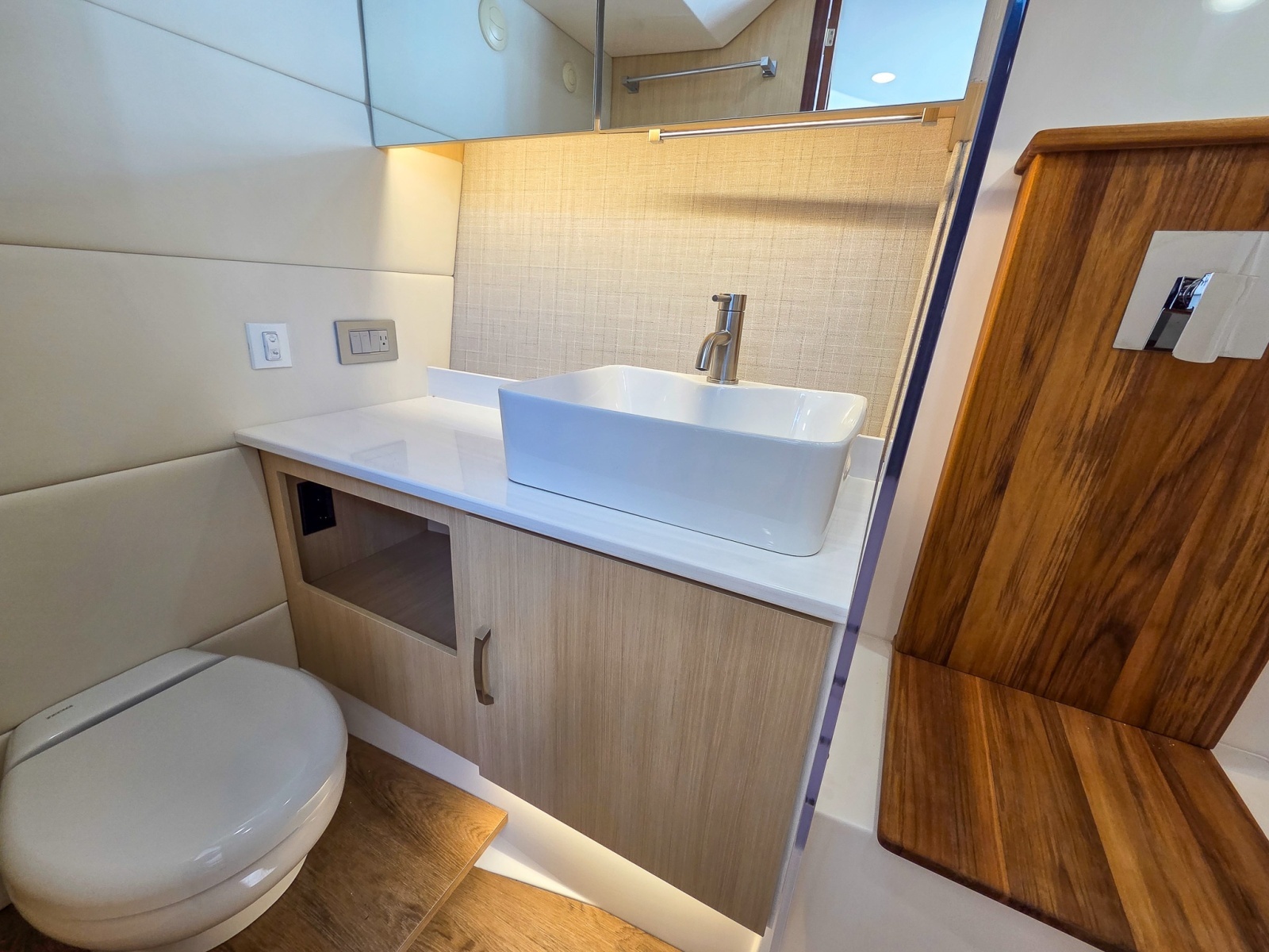 38ft Regal Yacht For Sale