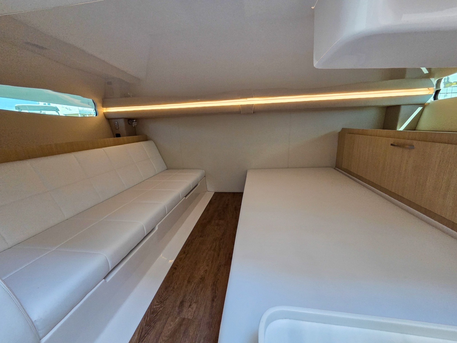 38ft Regal Yacht For Sale